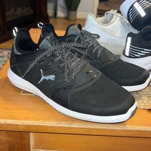 MENS puma golf shoes!!